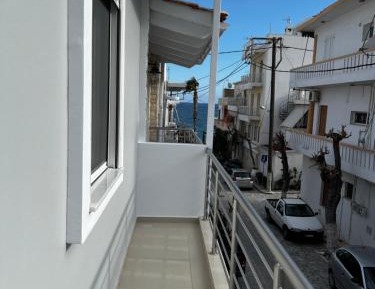 Studio with Balcony
