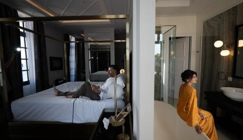 Executive Suite