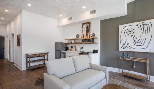 One-Bedroom Suite