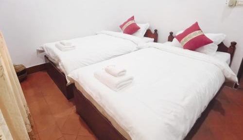 Twin Room with Shared Bathroom