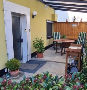 One-Bedroom Apartment with Terrace