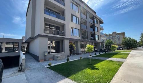 Two-Bedroom Deluxe Apartment