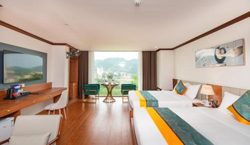 Single Room with Mountain View