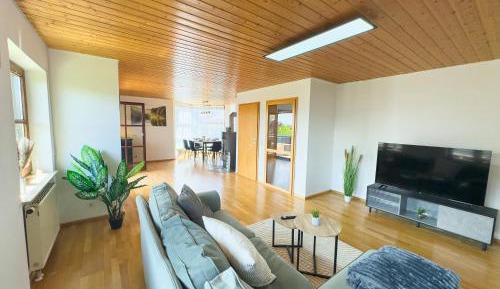 Three-Bedroom Apartment with Mountain View
