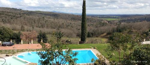 Three-Bedroom Standard Apartment