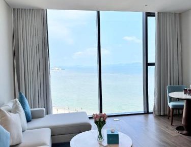 Studio with Sea View