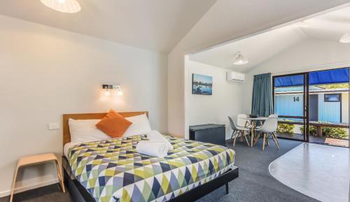 Family Cabin with Bathroom