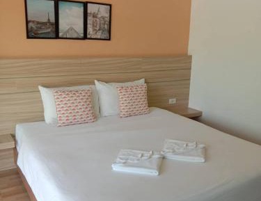 Standard King Room