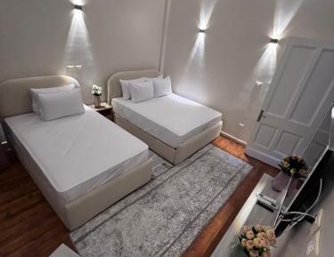 Studio Apartment with Balcony