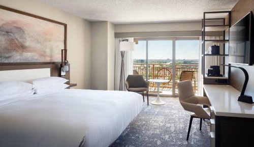 Guest room, King, Balcony