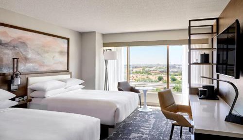 Concierge Queen Room
