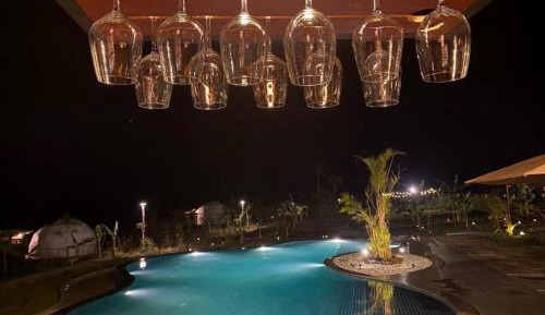 Quadruple Room with Shared Bathroom