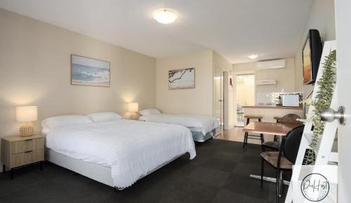 Deluxe Double Studio