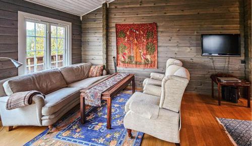 Four-Bedroom Holiday Home