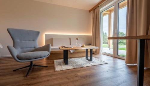 Suite with Garden View