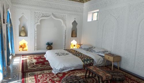 Queen Room