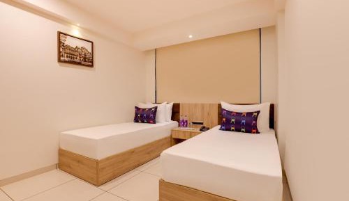  Business Rooms