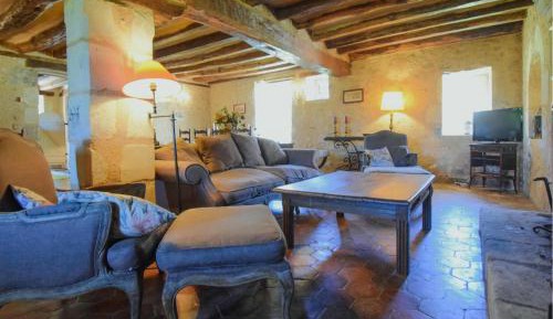 Four-Bedroom Holiday Home