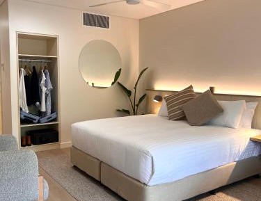 King Room with Balcony