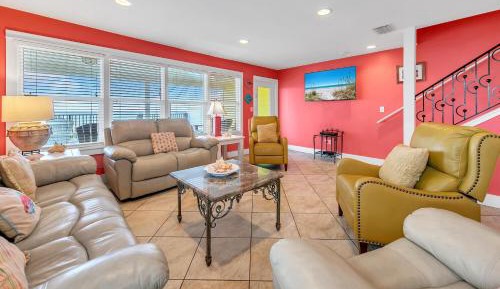 Four-Bedroom Holiday Home