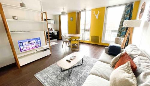 Two-Bedroom Apartment with Water View