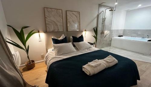 One-Bedroom Chalet