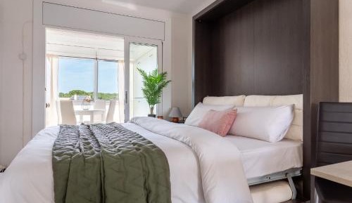 Studio Apartment