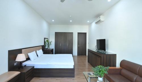 Queen Room with Garden View