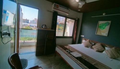 Deluxe Double Room with Balcony