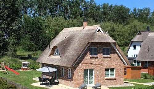 Three-Bedroom Holiday Home 