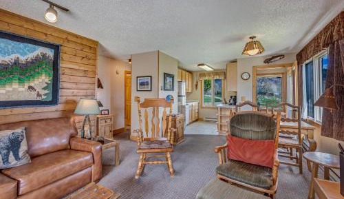 Two-Bedroom Holiday Home