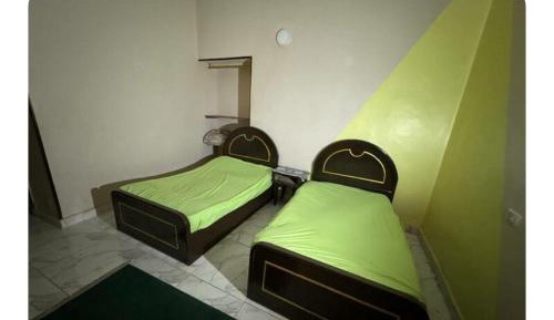 Large Double Room