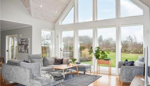 Three-Bedroom Holiday Home 