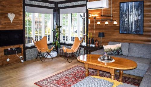 Four-Bedroom Holiday Home