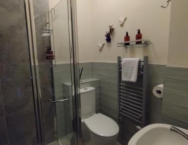 Single Room with Private Bathroom