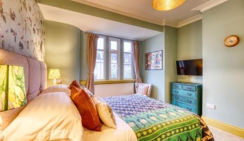 Deluxe Double Room with Shower