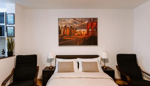 One-Bedroom Apartment
