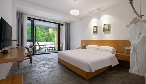 Double Room with Balcony