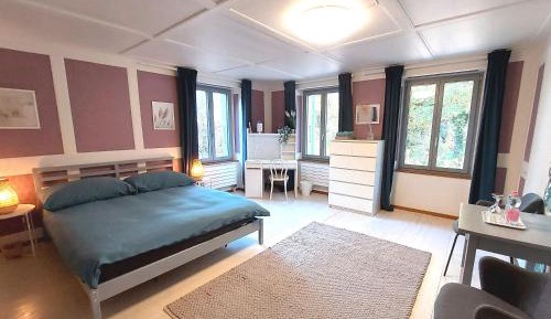 Queen Room