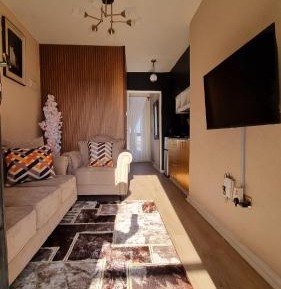 Superior One-Bedroom Apartment