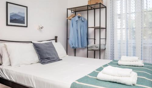 Standard Triple Studio