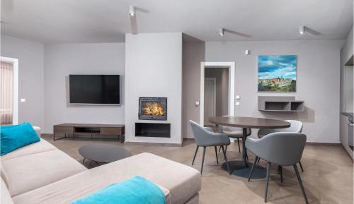 Two-Bedroom Holiday Home