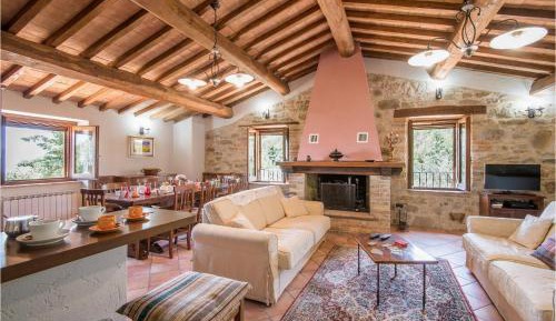 Five-Bedroom Holiday Home