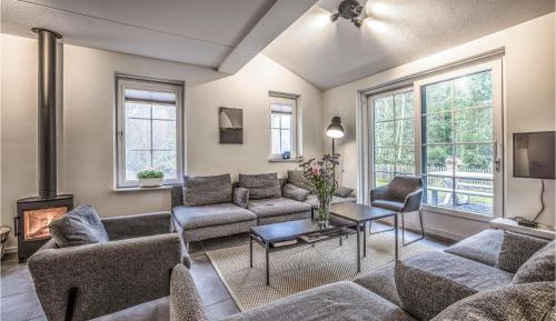 Four-Bedroom Holiday Home