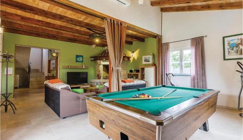 Five-Bedroom Holiday Home