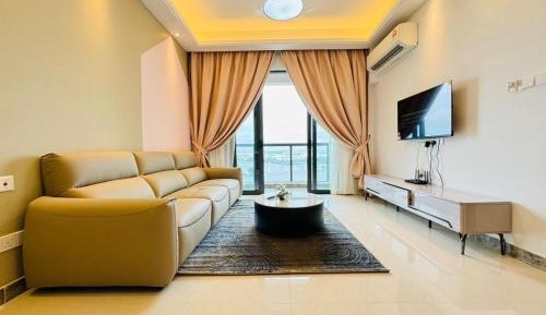 Deluxe King Suite