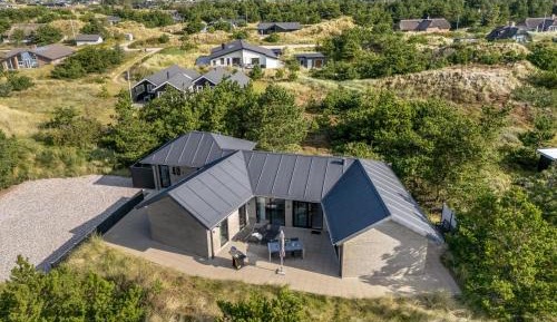 Six-Bedroom Holiday Home