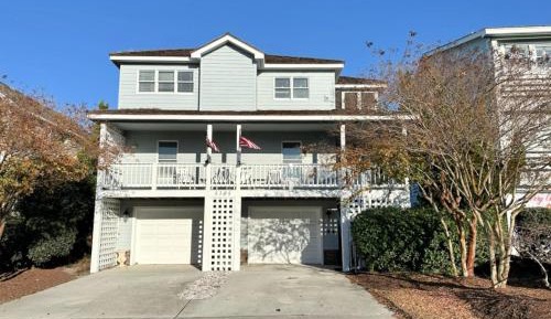 Five-Bedroom Holiday Home