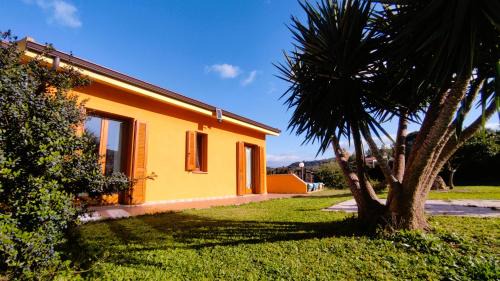 Double or Twin Room with Mountain View