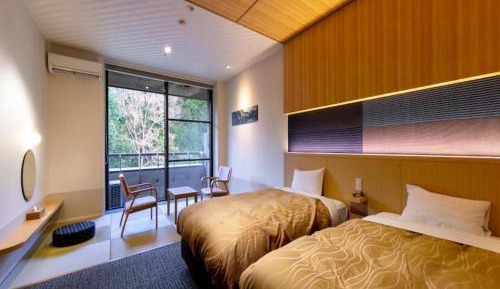 Suite with Garden View